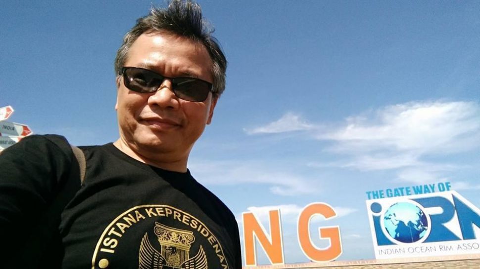 Rudolf X Damanik - Non Running